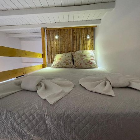 Burgos Barrio Hotel Naxos City ภายนอก รูปภาพ