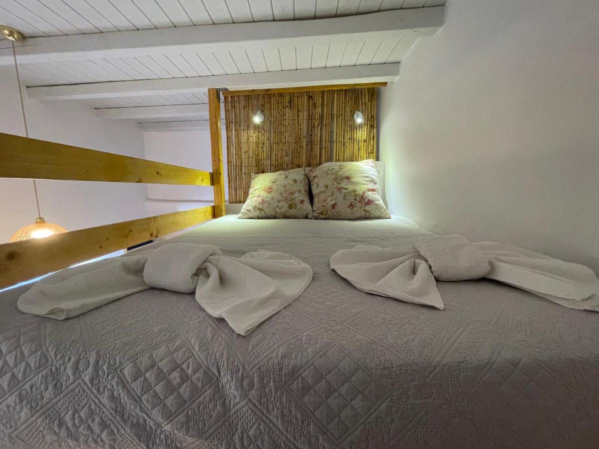 Burgos Barrio Hotel Naxos City ภายนอก รูปภาพ