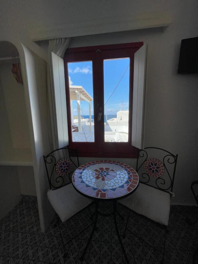 Burgos Barrio Hotel Naxos City ภายนอก รูปภาพ