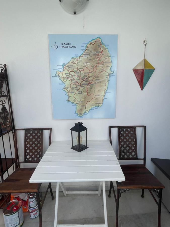 Burgos Barrio Hotel Naxos City ภายนอก รูปภาพ