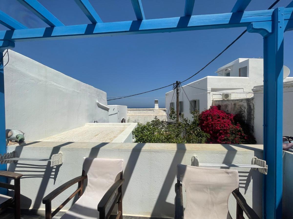 Burgos Barrio Hotel Naxos City ภายนอก รูปภาพ